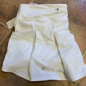 Lululemon Pace Setter NWOT Size 10